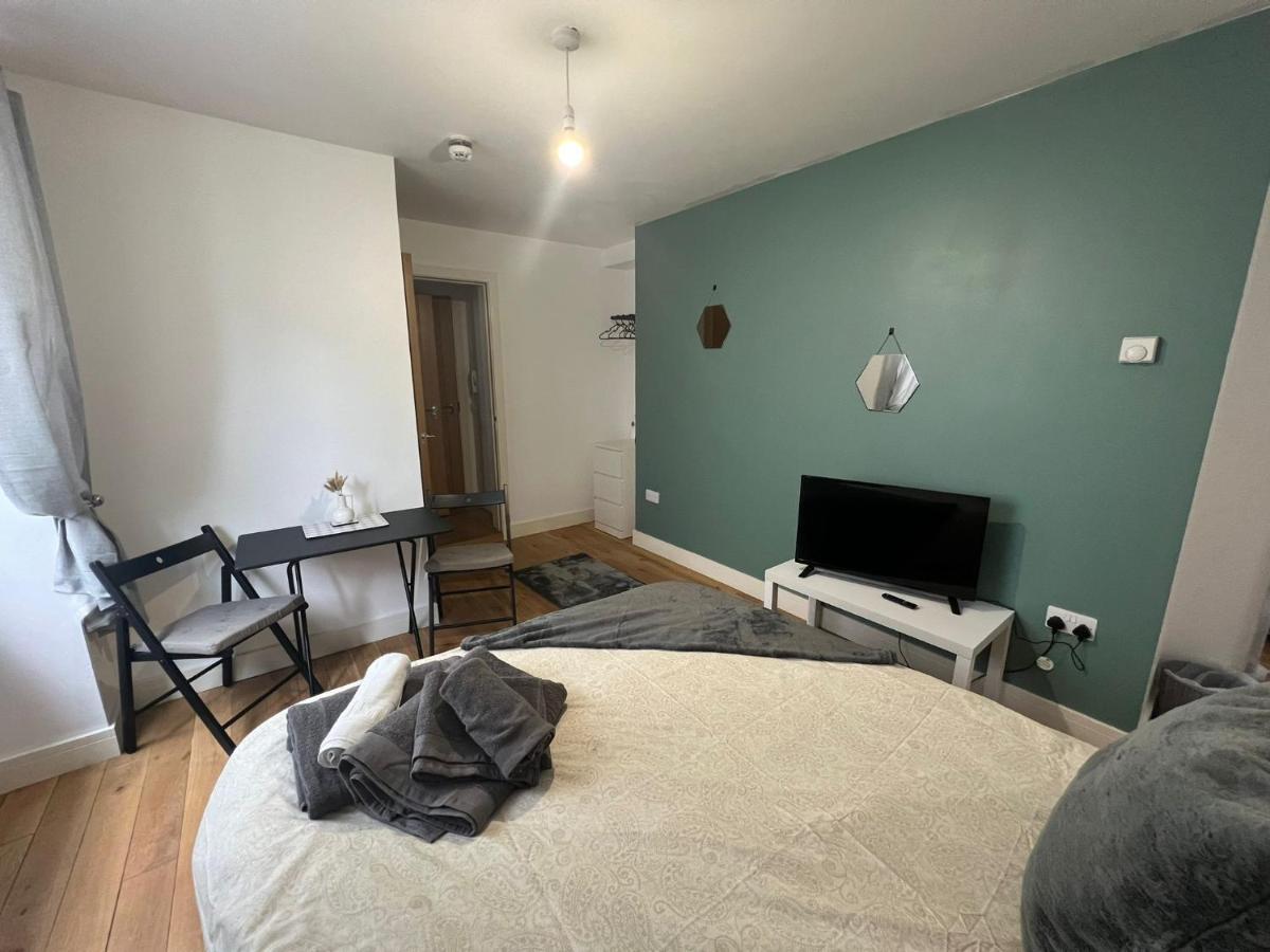 Dream Weaver Apartment Суонси Экстерьер фото