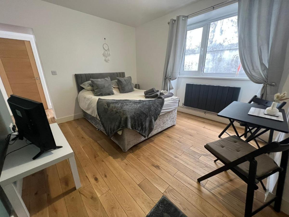 Dream Weaver Apartment Суонси Экстерьер фото