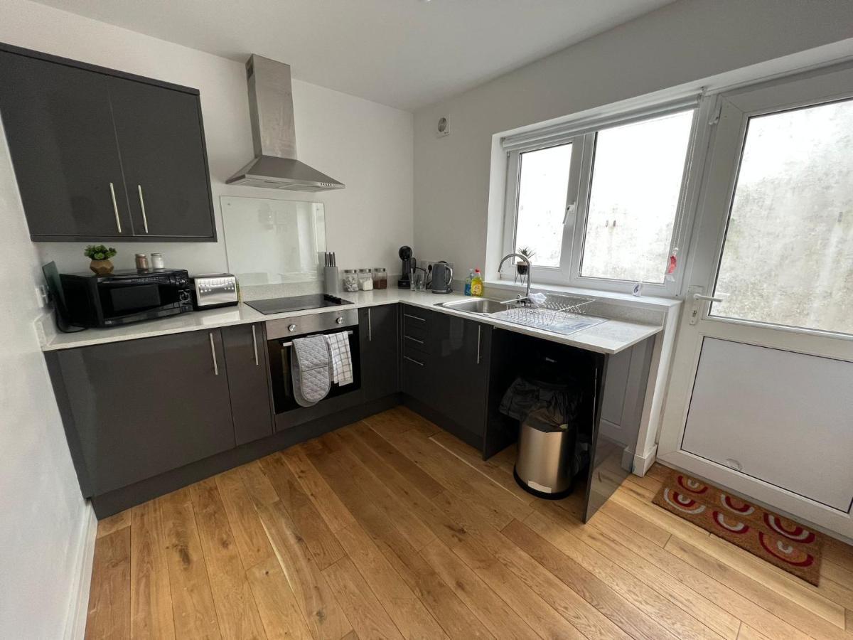 Dream Weaver Apartment Суонси Экстерьер фото