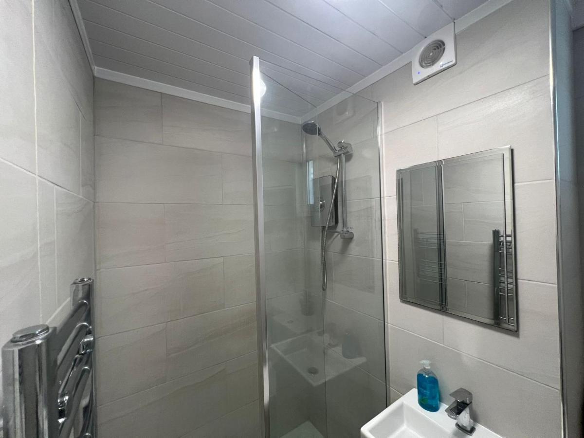 Dream Weaver Apartment Суонси Экстерьер фото