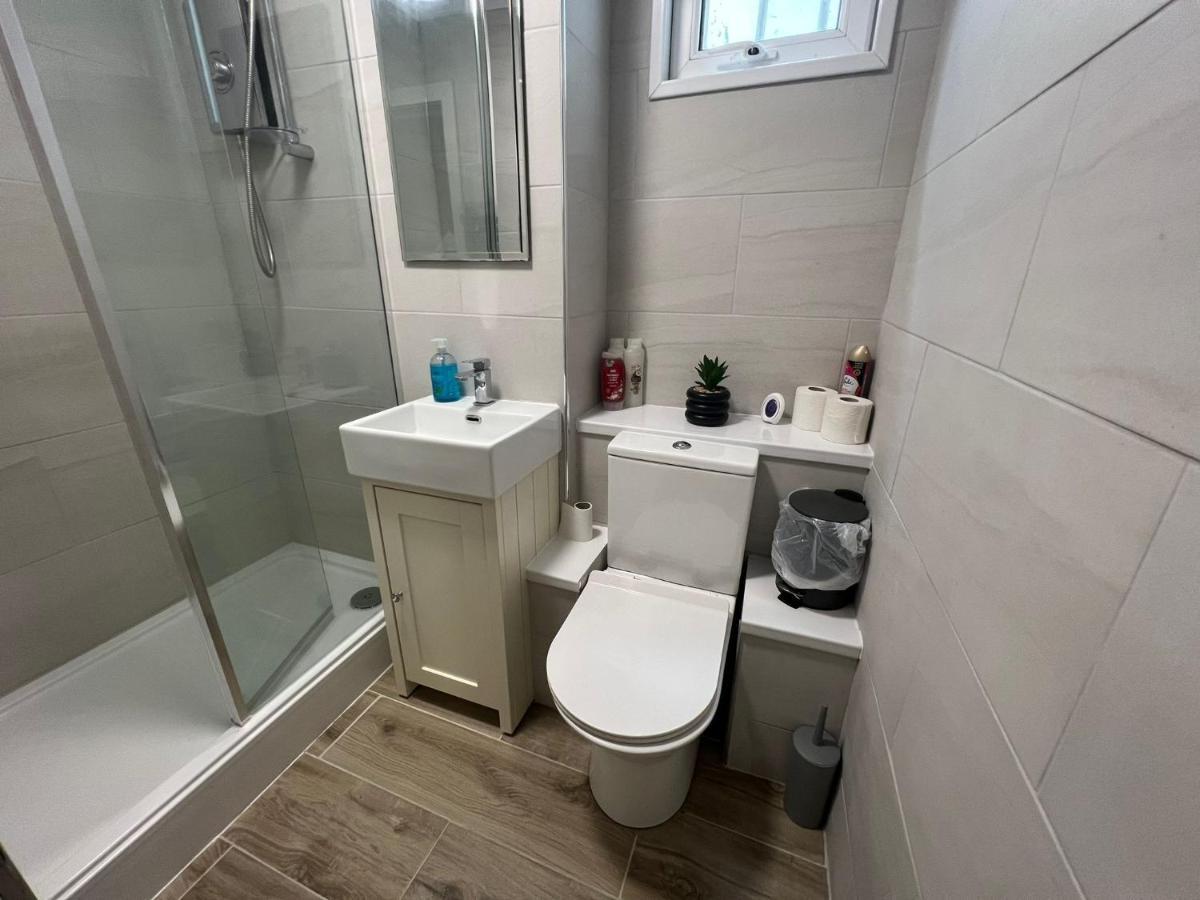 Dream Weaver Apartment Суонси Экстерьер фото